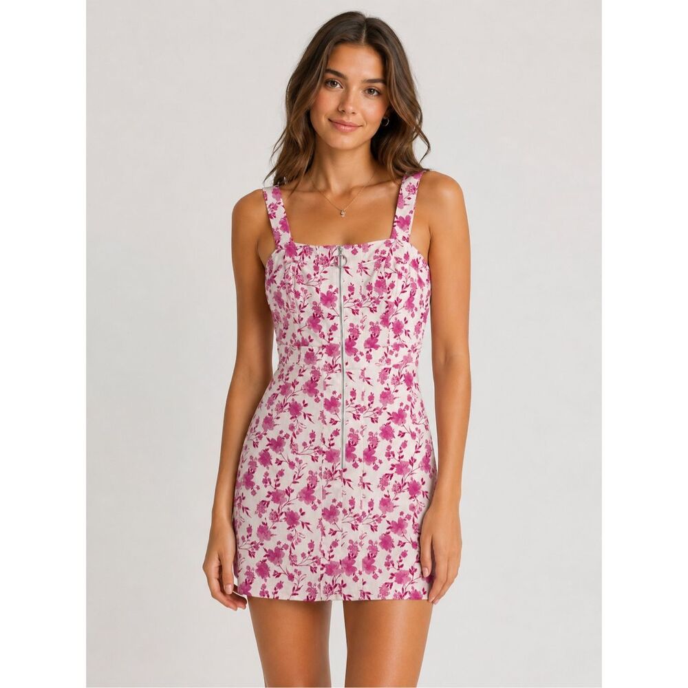 NWT Storia White Magenta Floral Denim Mini Dress Size Small $68 MSRP